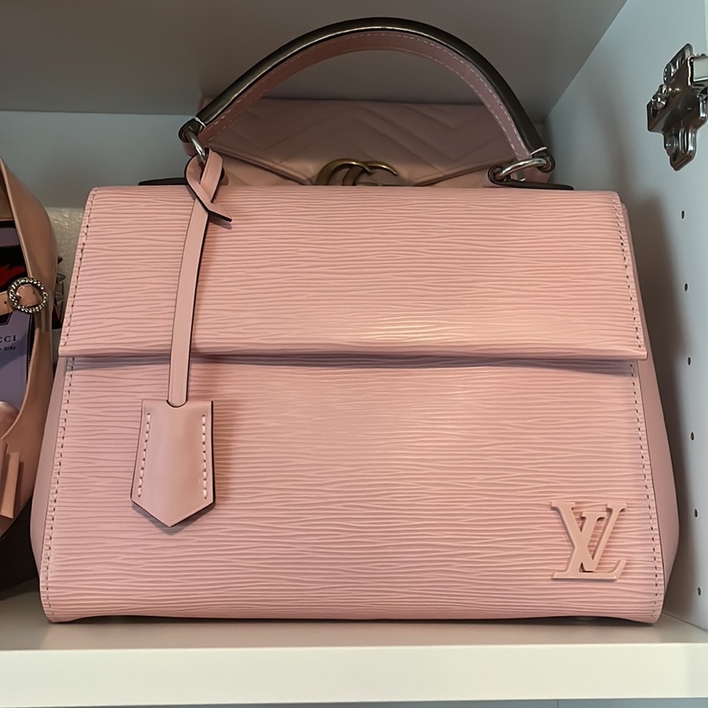 Authentic Louis Vuitton Rose Ballerine Cluny BB